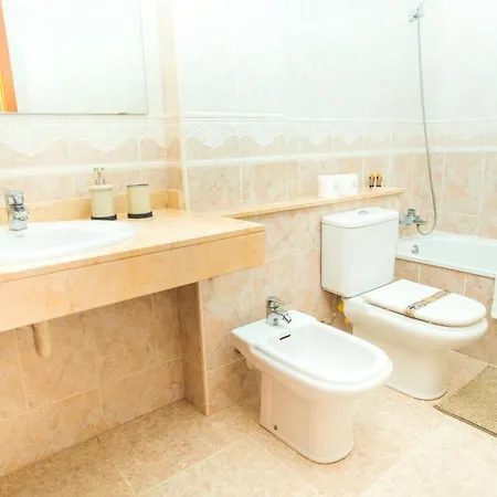 Al29 Playa Fenals Апартаменты