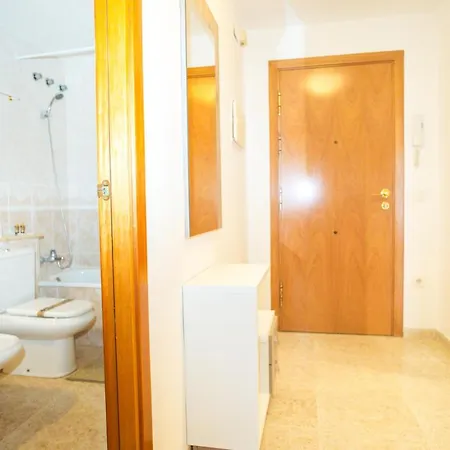 Al29 Playa Fenals Апартаменты