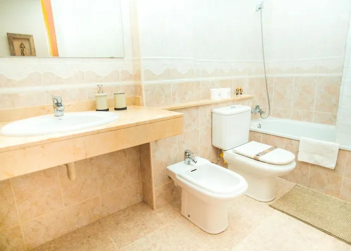 Al29 Playa Fenals Апартаменти